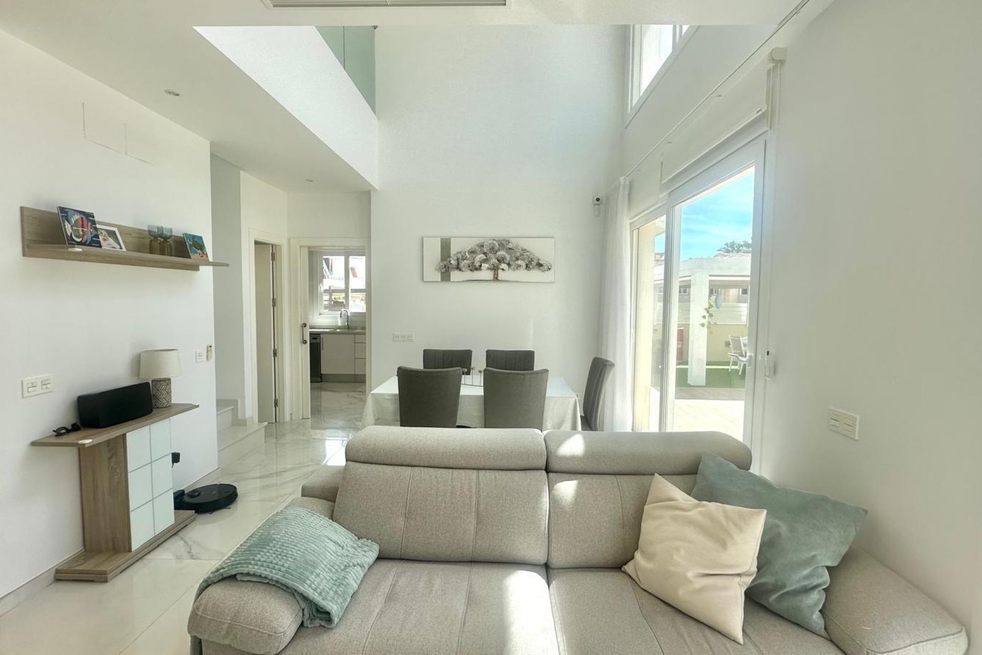 Resale - Villa -
Torrevieja - Miramar - Torre Del Moro