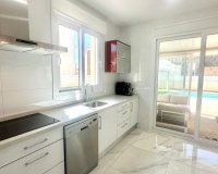 Resale - Villa -
Torrevieja - Miramar - Torre Del Moro