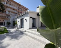 Resale - Villa -
Torrevieja - Punta Prima