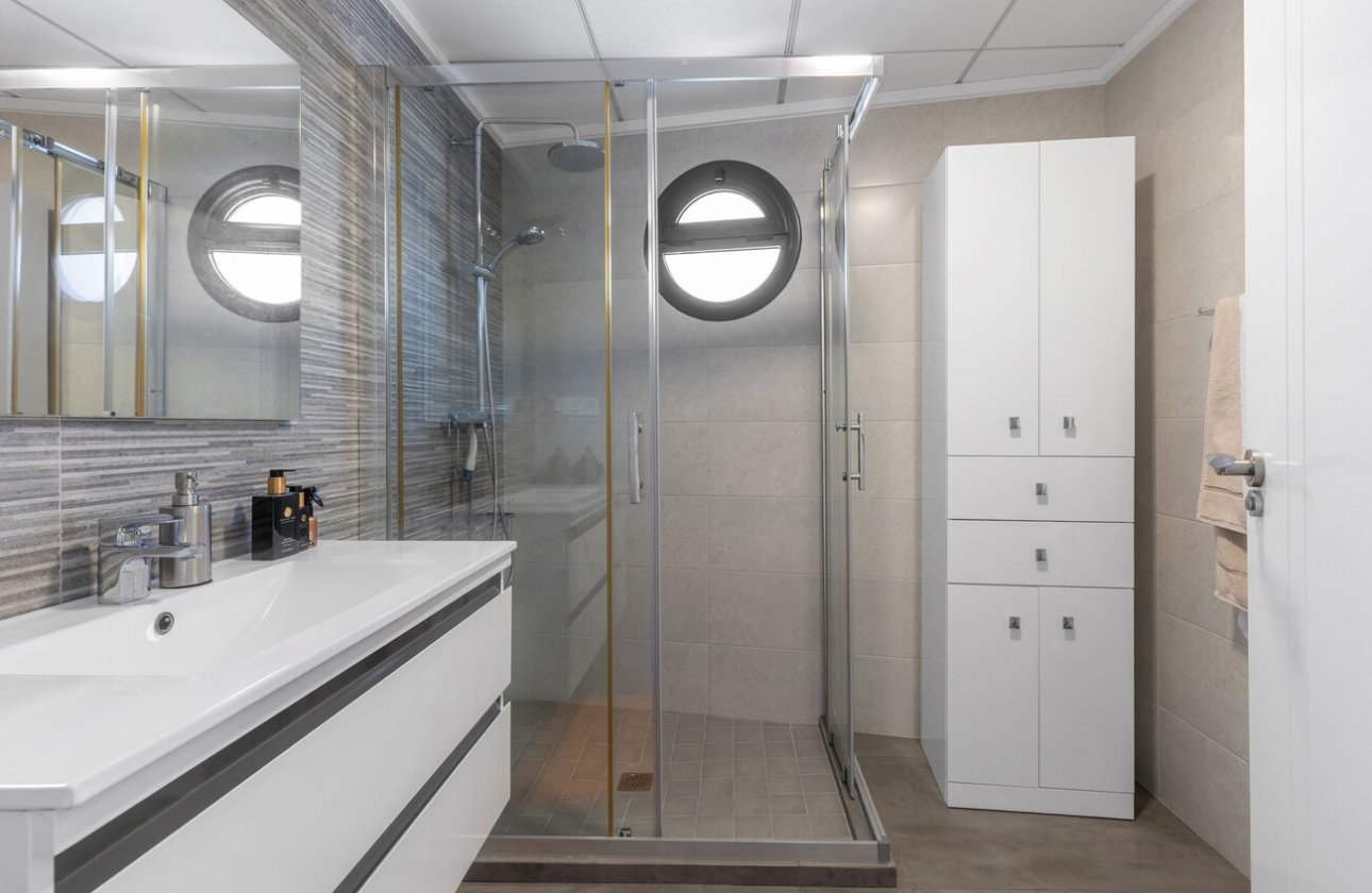 Resale - Villa -
Torrevieja - Rosaleda