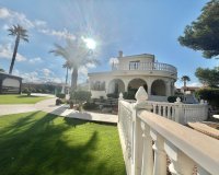 Resale - Villa -
Torrevieja - San Luis