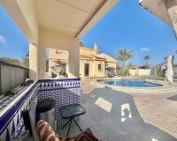 Resale - Villa -
Torrevieja - San Luis