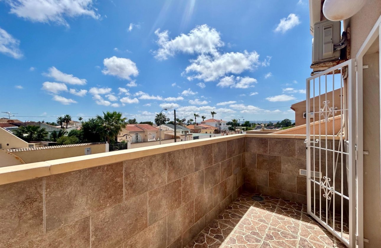 Resale - Villa -
Torrevieja - San Luis
