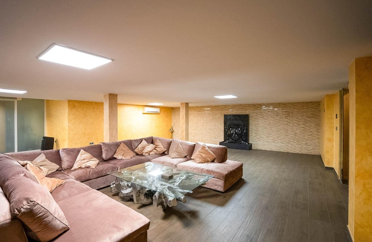 Resale - Villa -
Torrevieja - Torre La Mata