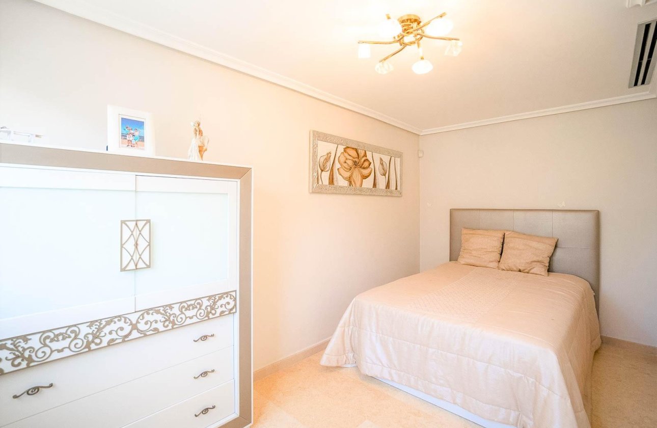 Resale - Villa -
Torrevieja - Torre La Mata