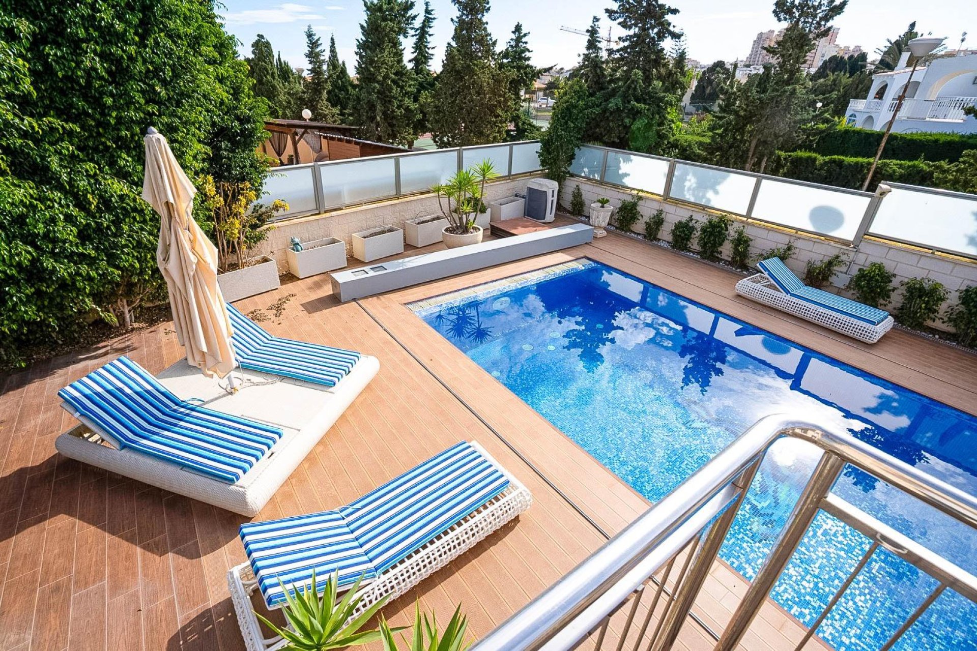 Resale - Villa -
Torrevieja - Torre La Mata