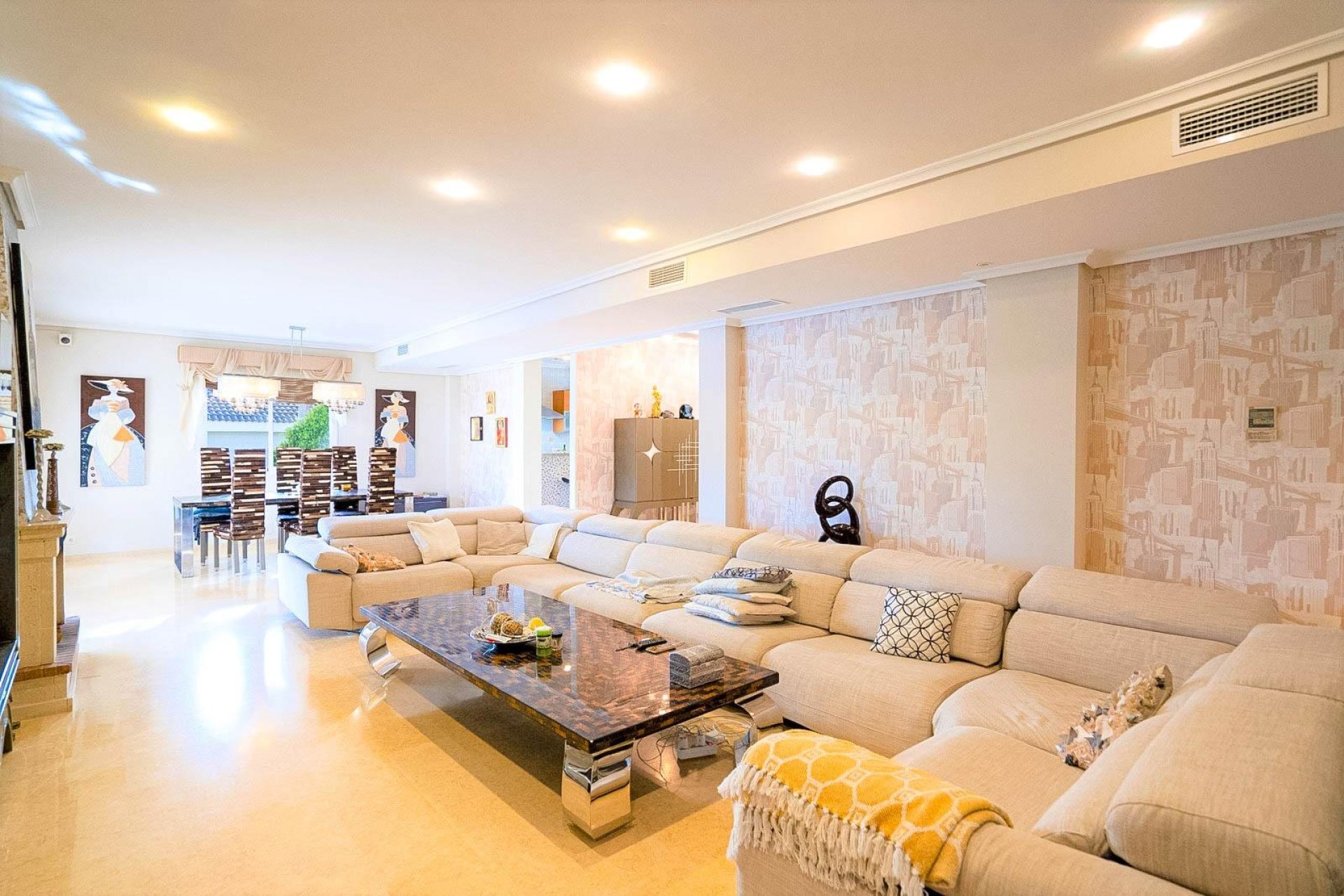 Resale - Villa -
Torrevieja - Torre La Mata