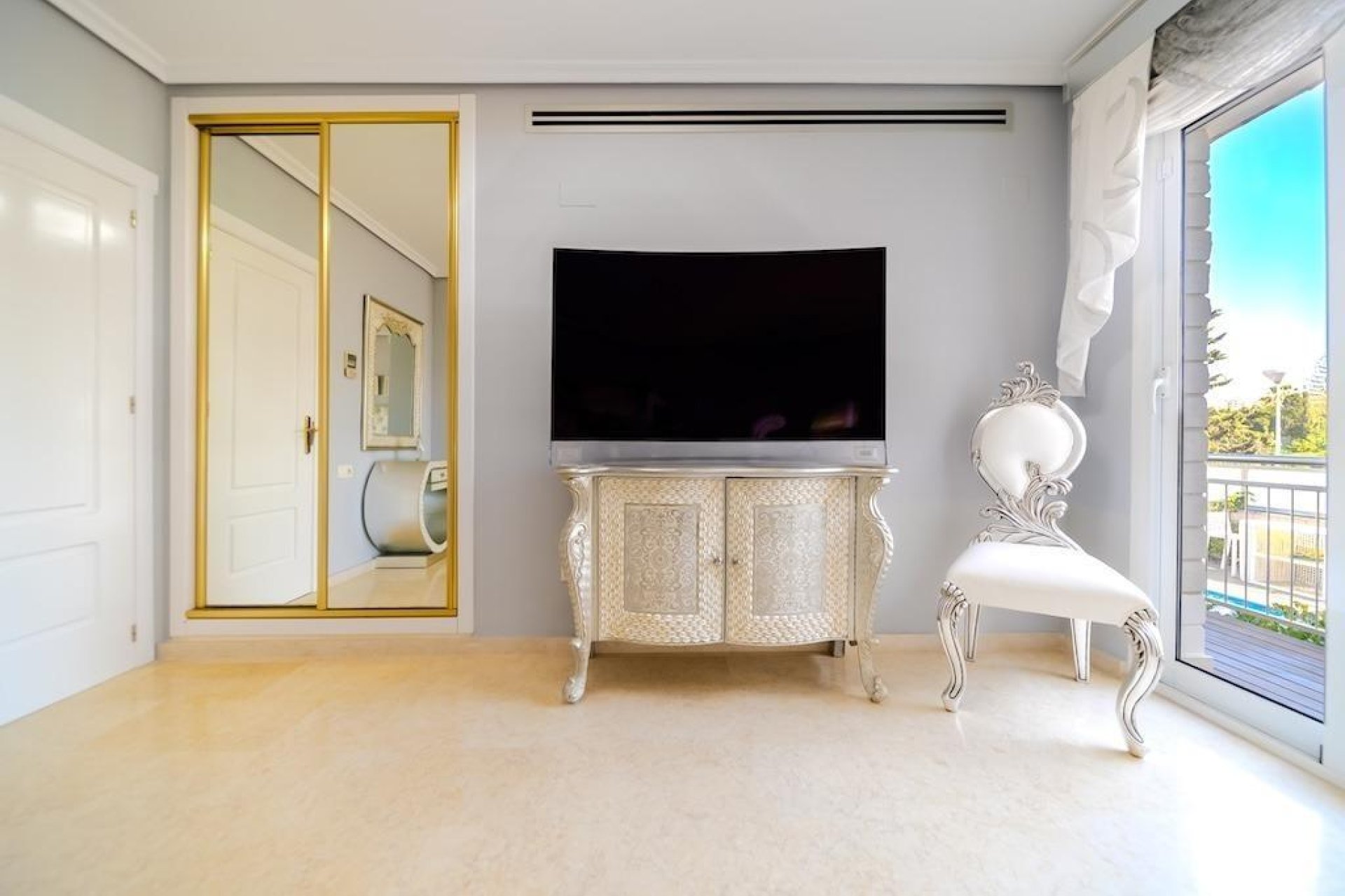 Resale - Villa -
Torrevieja - Torre La Mata