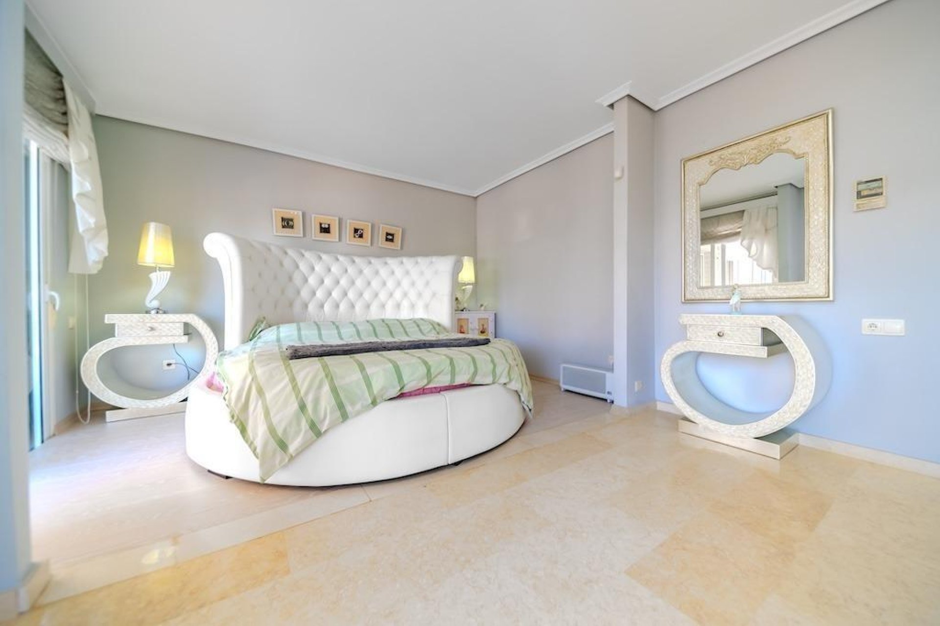 Resale - Villa -
Torrevieja - Torre La Mata