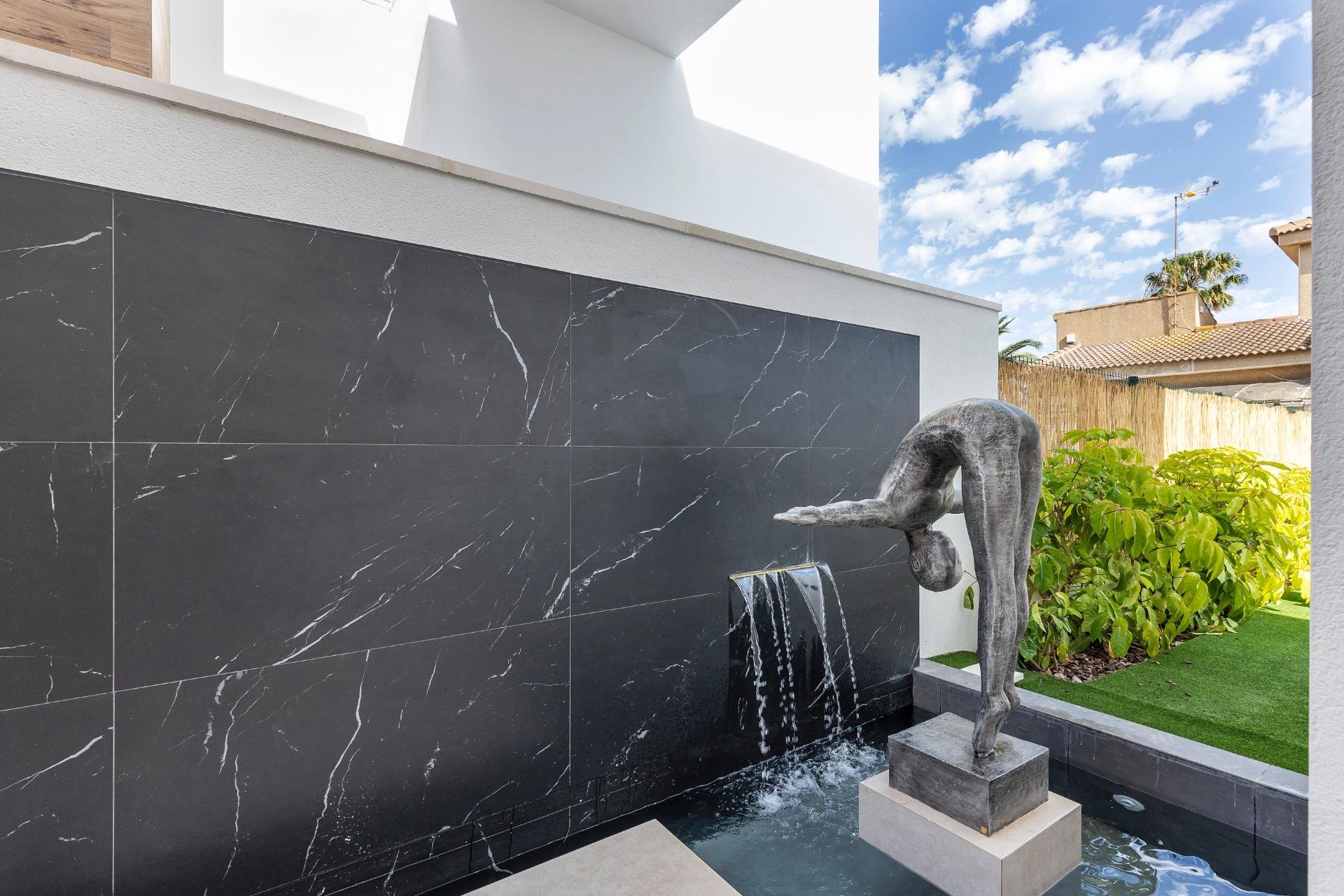 Resale - Villa -
Torrevieja - Torreta Florida