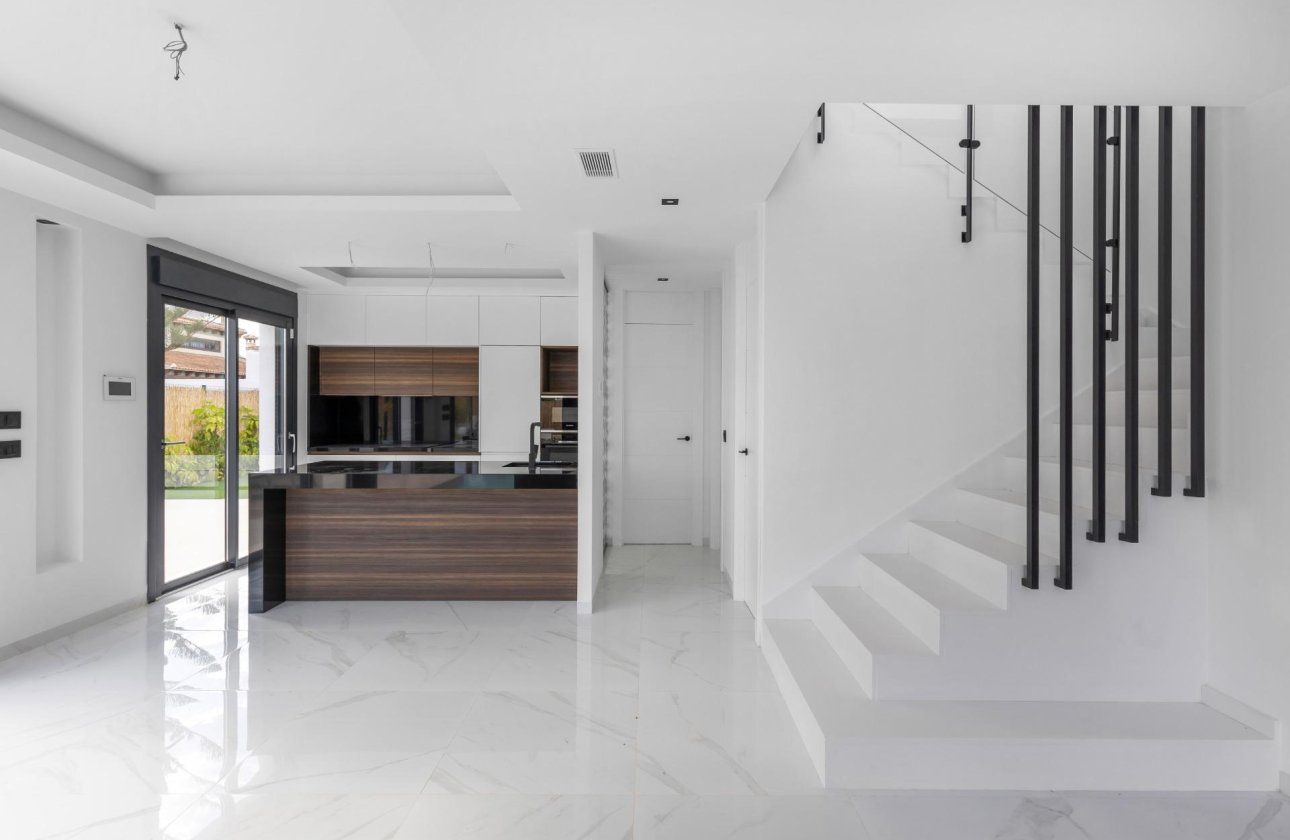 Resale - Villa -
Torrevieja - Torreta Florida