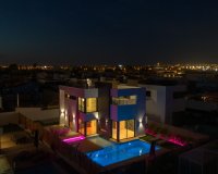 Resale - Villa -
Torrevieja - Torreta Florida