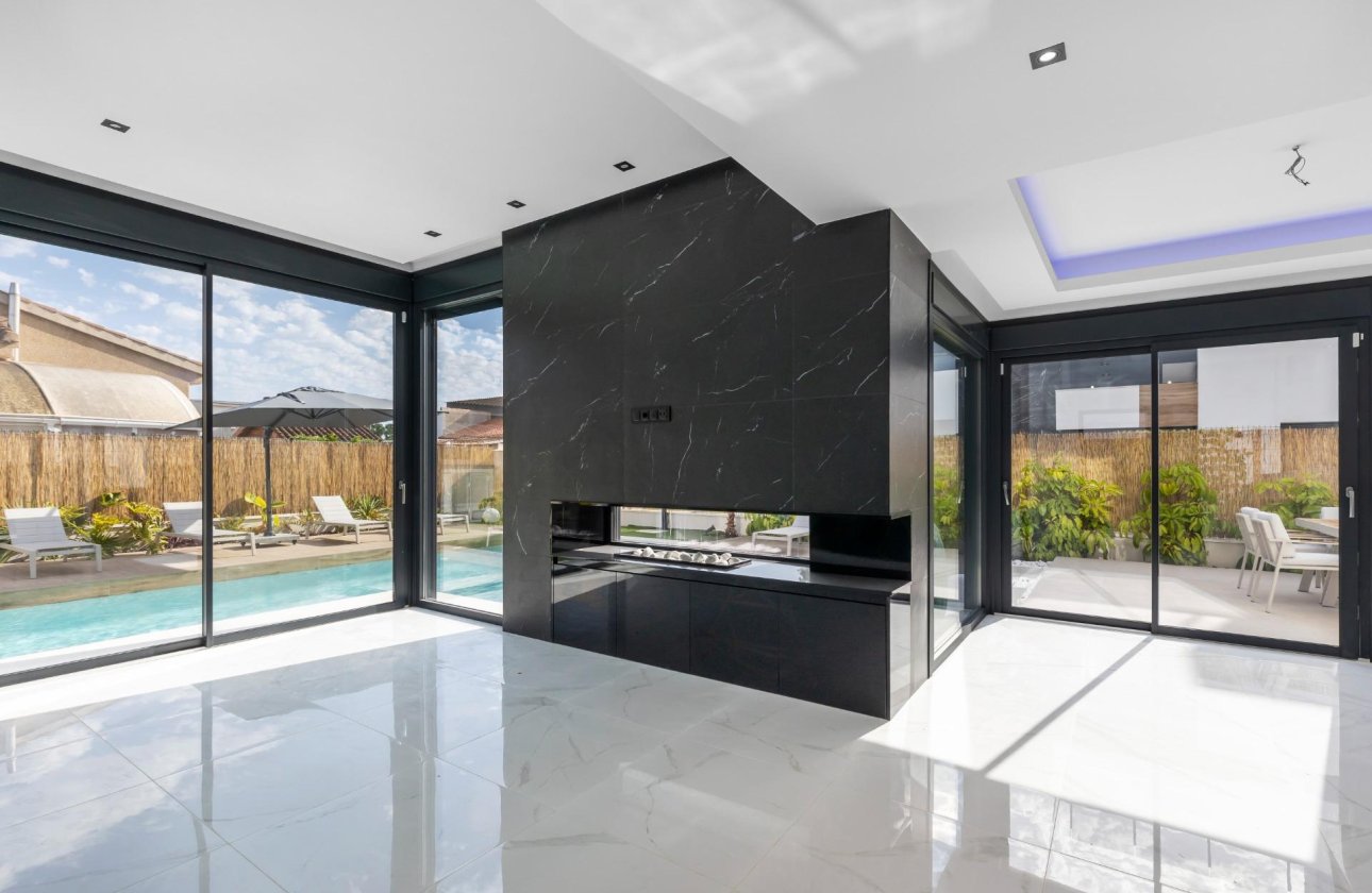 Resale - Villa -
Torrevieja - Torreta Florida