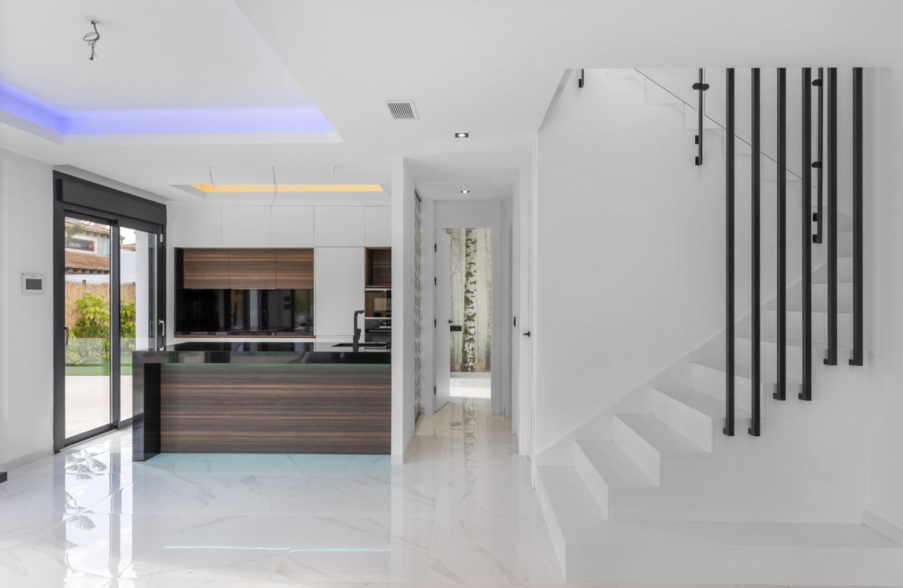 Resale - Villa -
Torrevieja - Torreta Florida