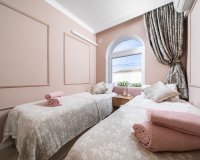 Resale - Villa -
Torrevieja - Torreta