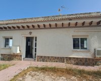 Resale - Villa -
Villamartin - Costa Blanca