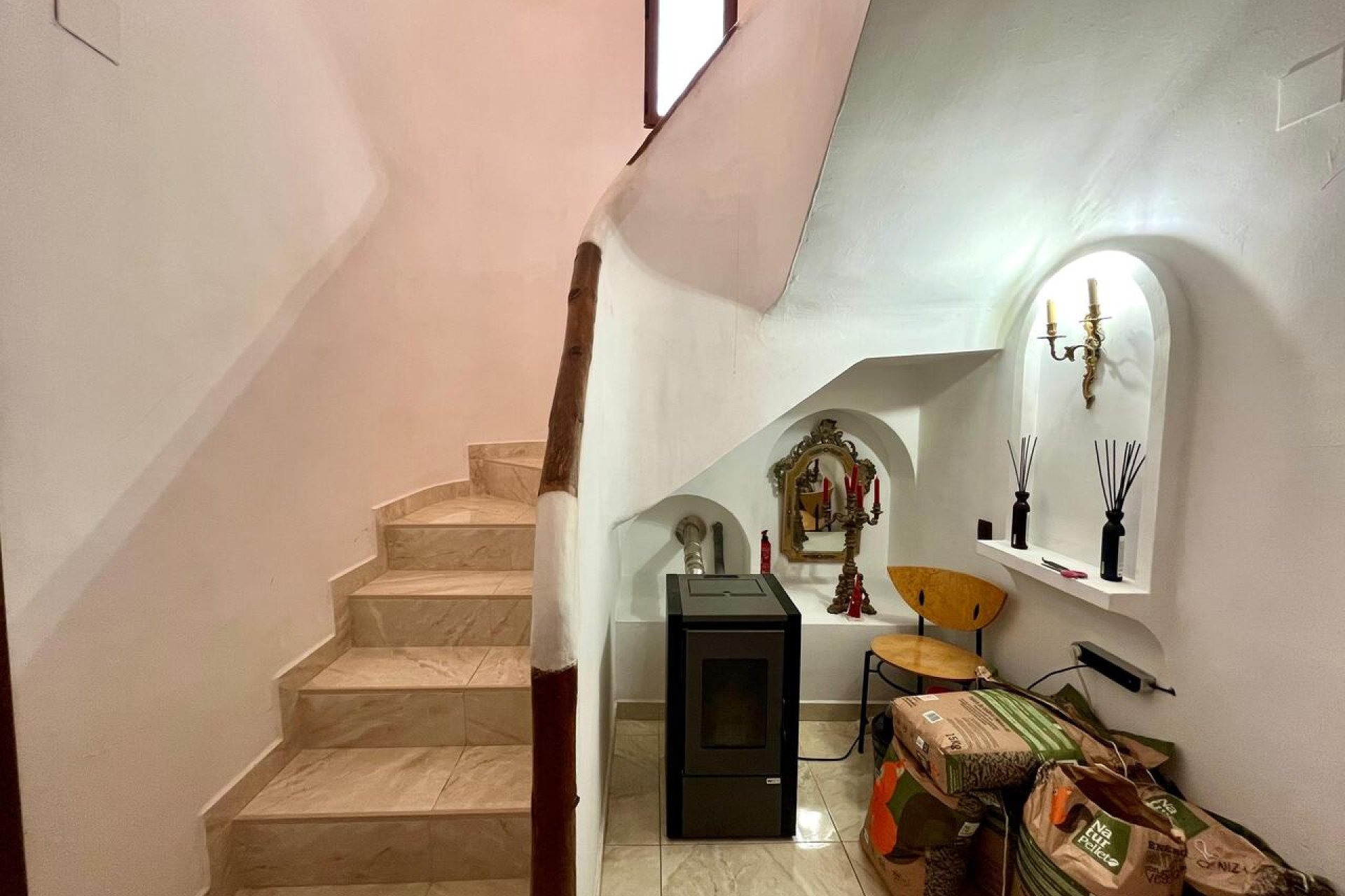 Resale - Villa -
Villamartin - Costa Blanca