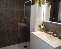 Resale - Villa -
Villamartin - Costa Blanca