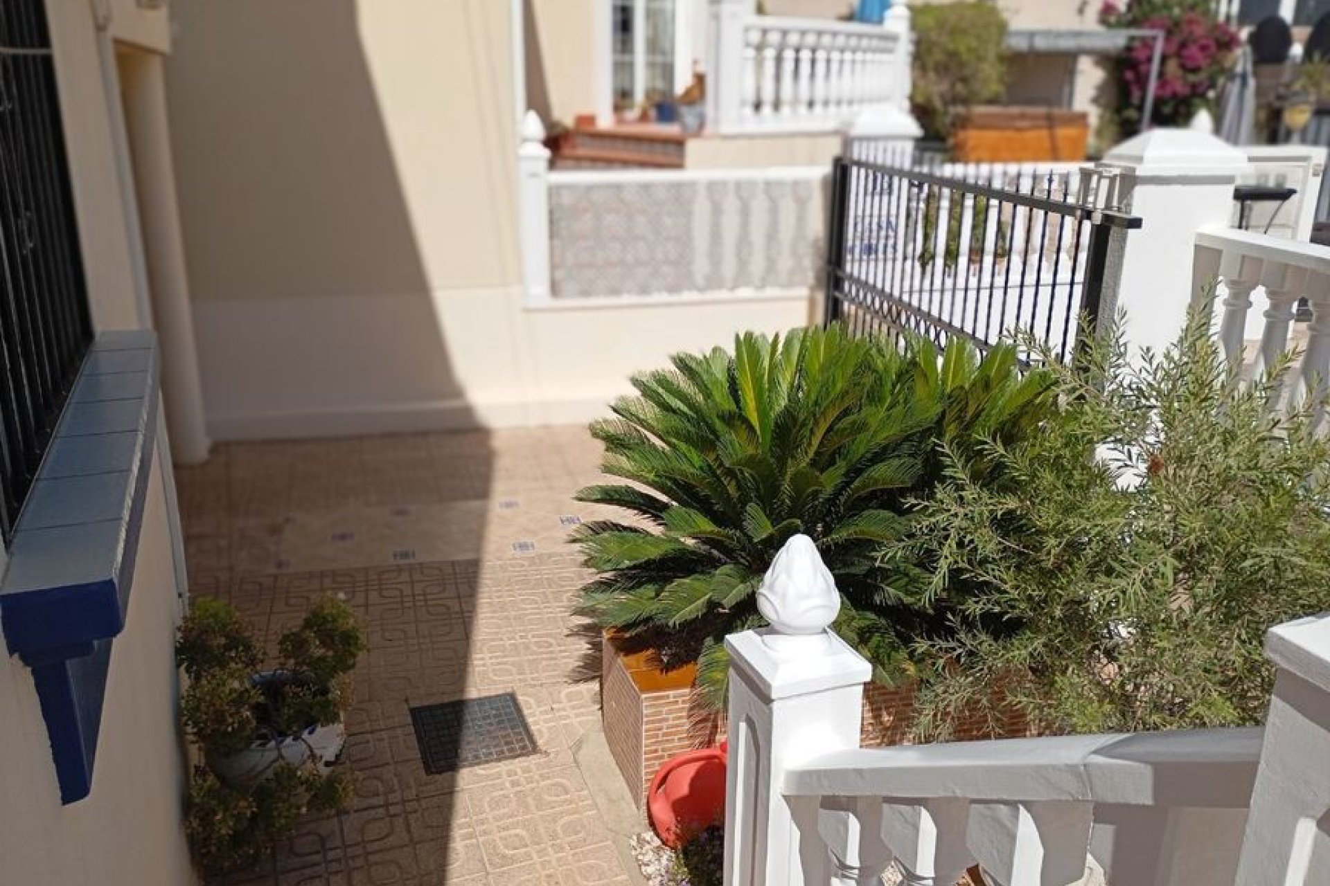Resale - Villa -
Villamartin - Costa Blanca