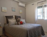 Resale - Villa -
Villamartin - Costa Blanca