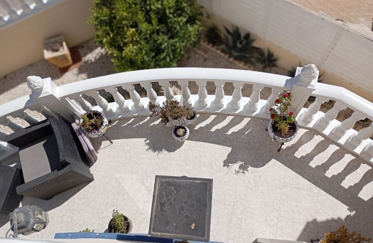 Resale - Villa -
Villamartin - Costa Blanca