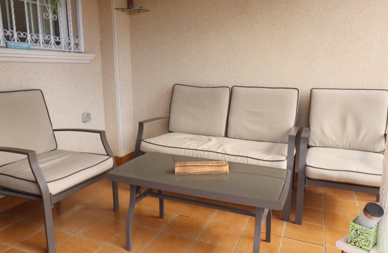 Resale - Villa -
Villamartin - Costa Blanca
