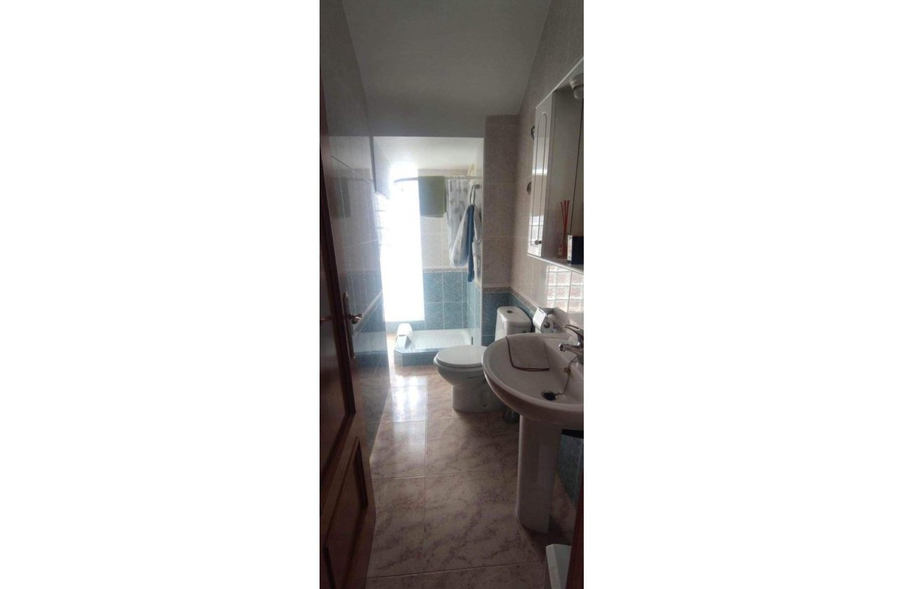 Resale - Villa -
Villamartin - Costa Blanca