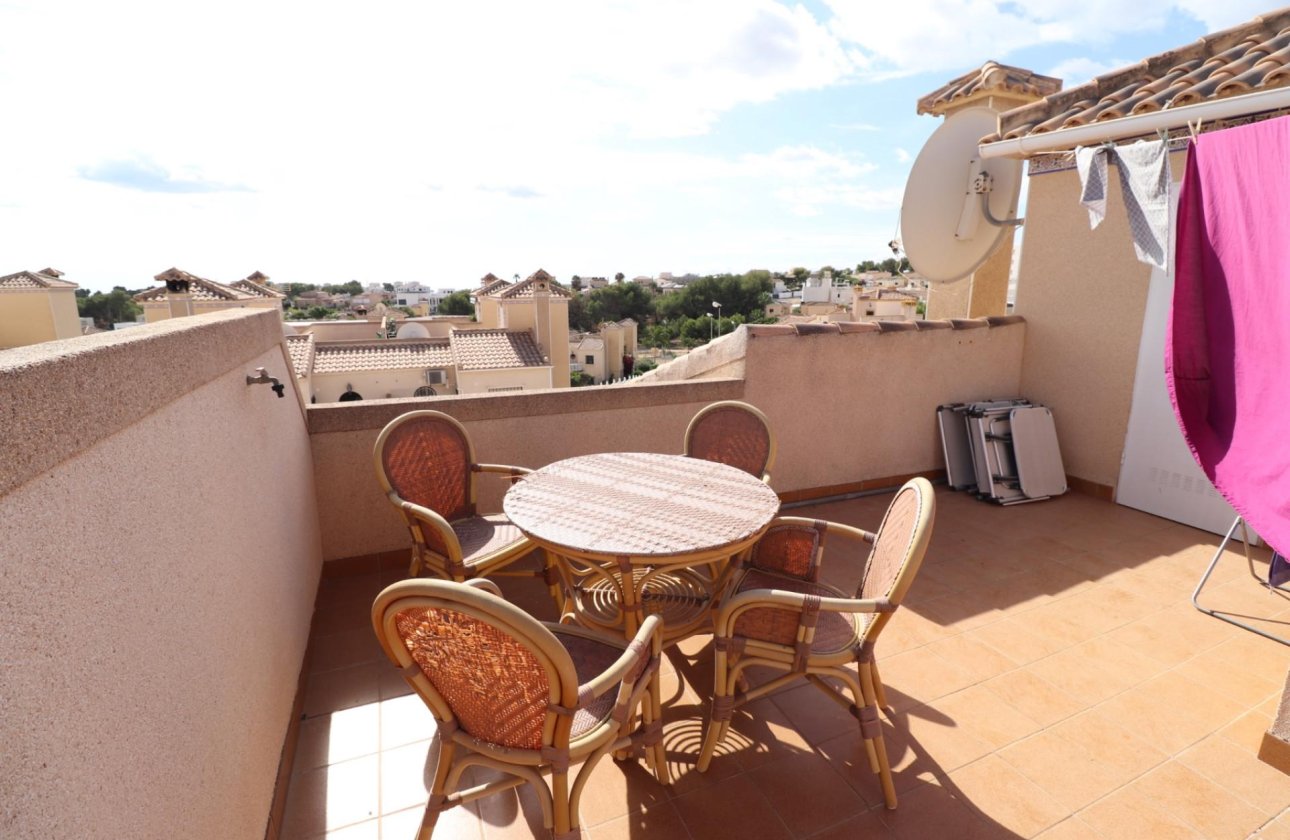 Resale - Villa -
Villamartin - Costa Blanca