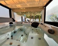 Resale - Villa -
Villamartin - Costa Blanca