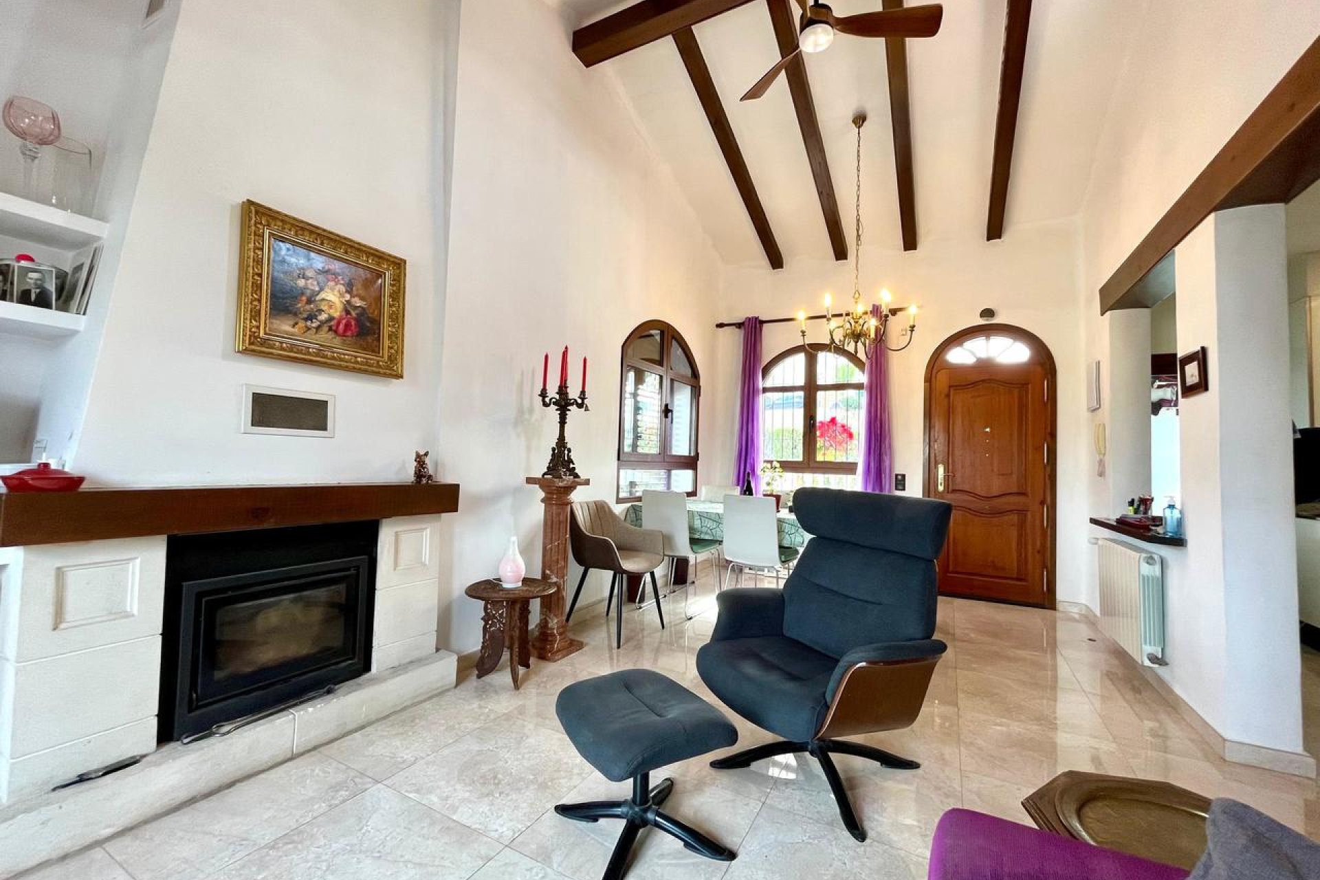 Resale - Villa -
Villamartin - Costa Blanca