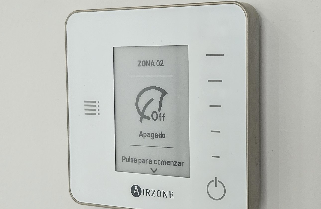 Resale - Villa -
Villamartin - Costa Blanca