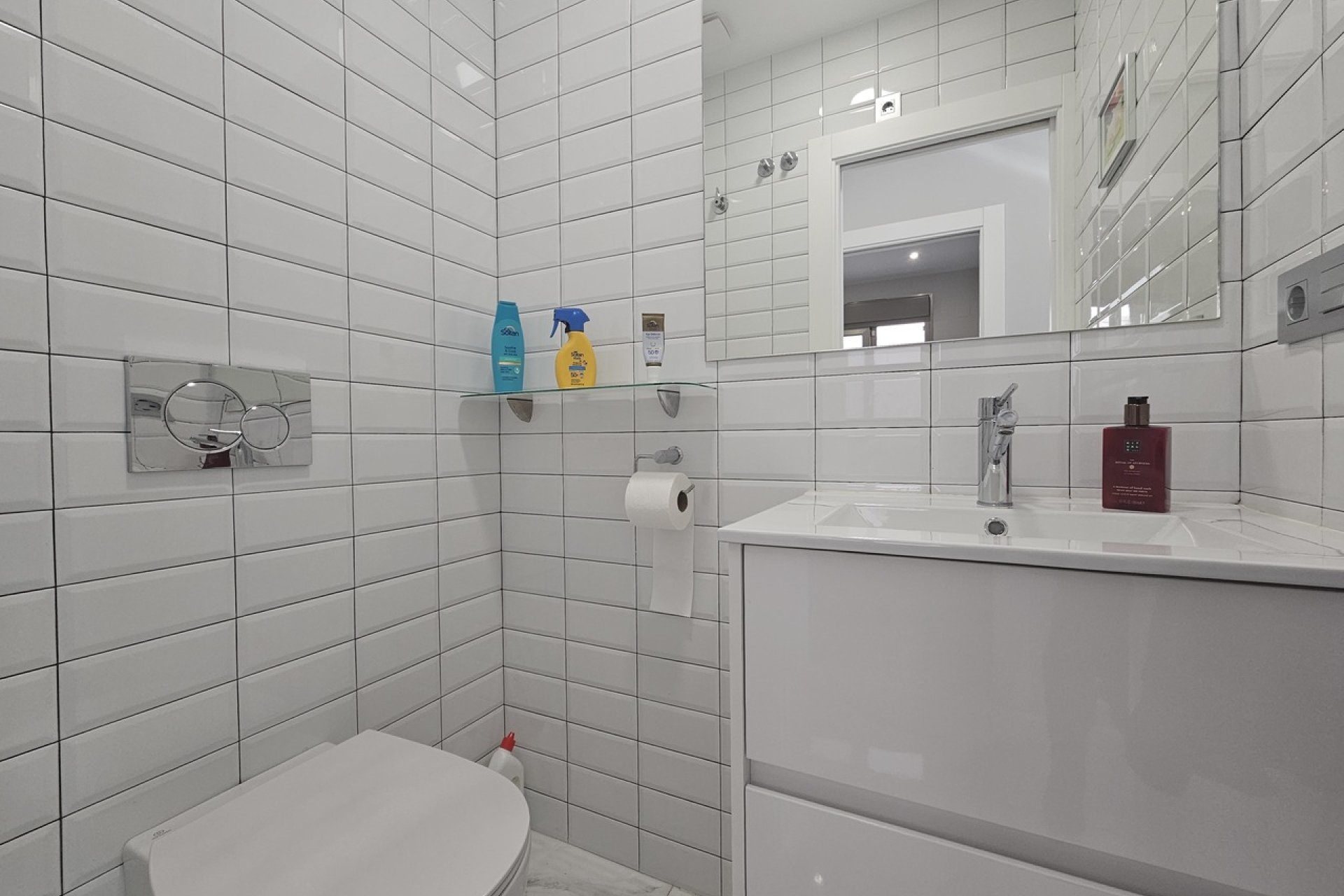 Resale - Villa -
Villamartin - Costa Blanca