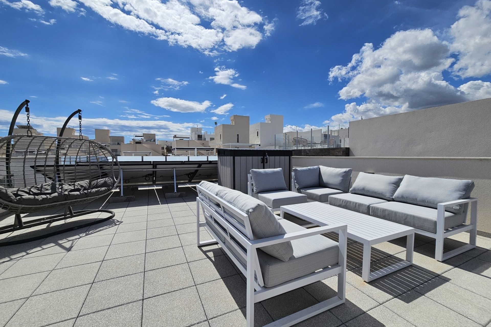 Resale - Villa -
Villamartin - Costa Blanca