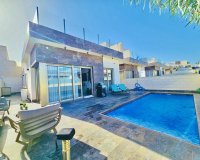 Resale - Villa -
Villamartin - Costa Blanca