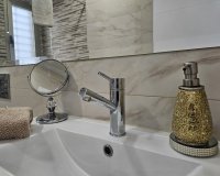 Resale - Villa -
Villamartin - Costa Blanca