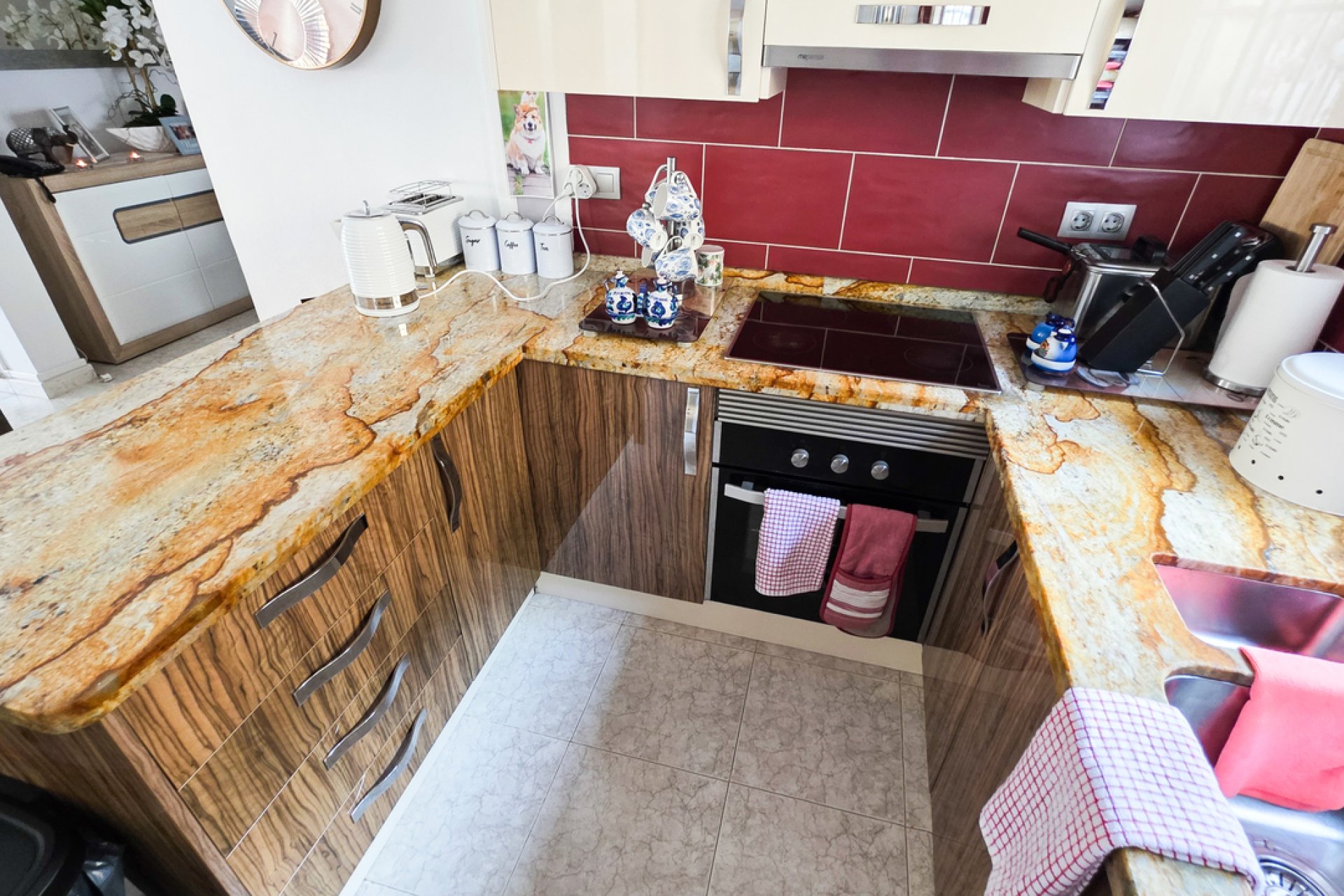 Resale - Villa -
Villamartin - Costa Blanca