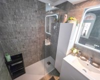 Resale - Villa -
Villamartin - Costa Blanca