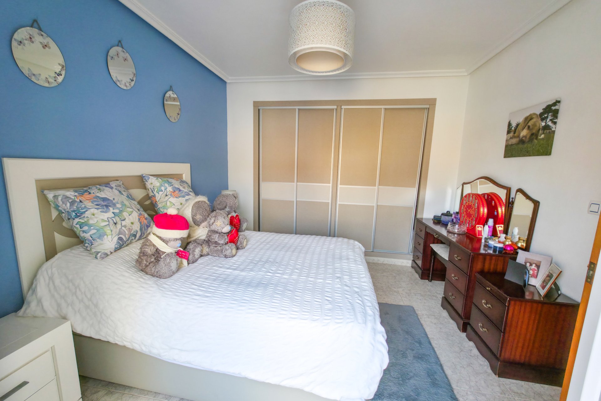 Resale - Villa -
Villamartin - Costa Blanca