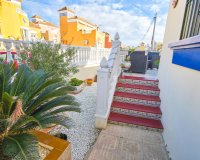 Resale - Villa -
Villamartin - Costa Blanca
