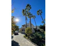 Resale - Villa -
Villamartin - Costa Blanca