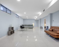 Resale - Villa -
Villamartin - Costa Blanca