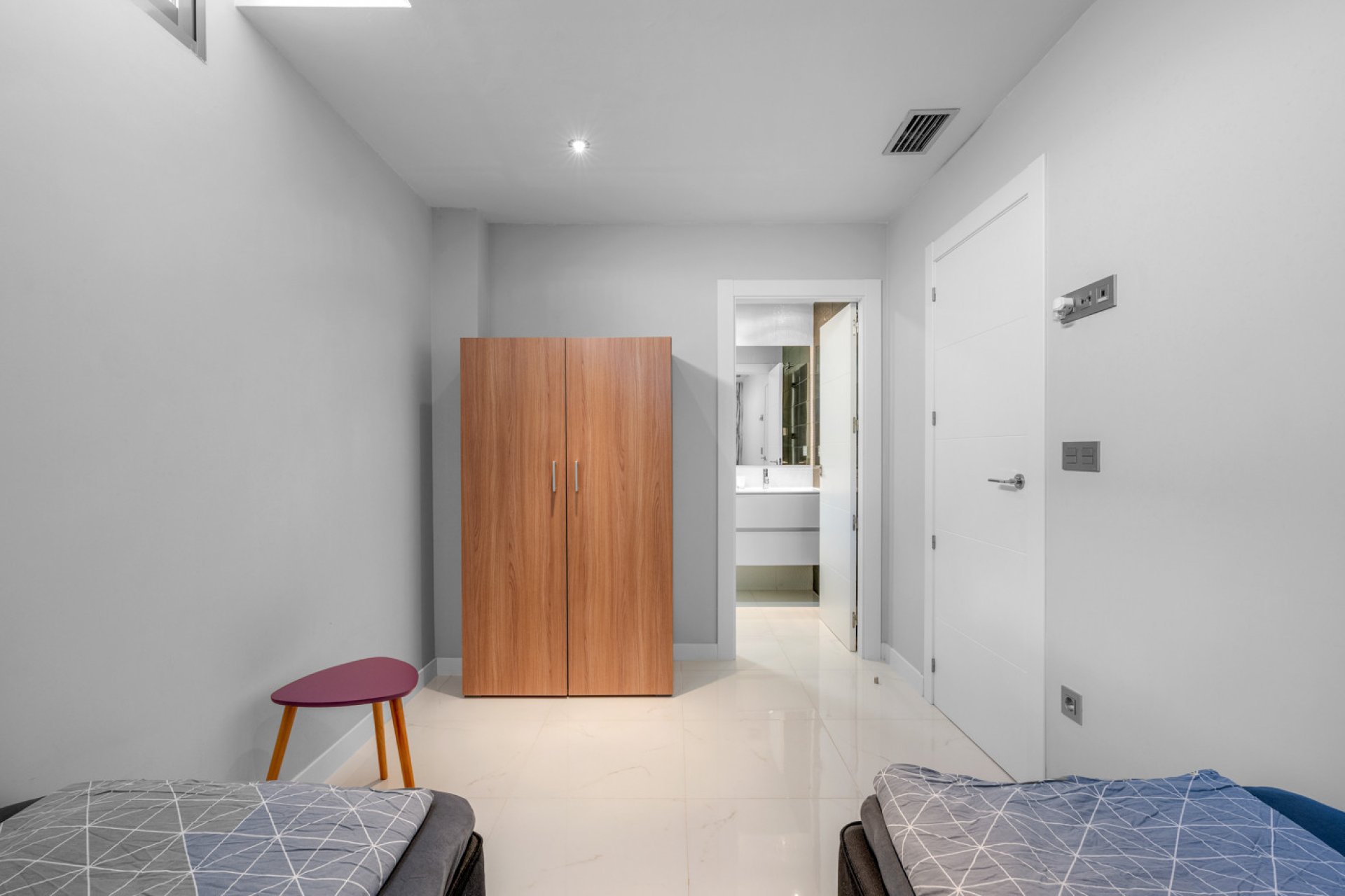 Resale - Villa -
Villamartin - Costa Blanca