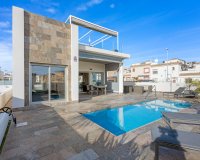 Resale - Villa -
Villamartin - Costa Blanca