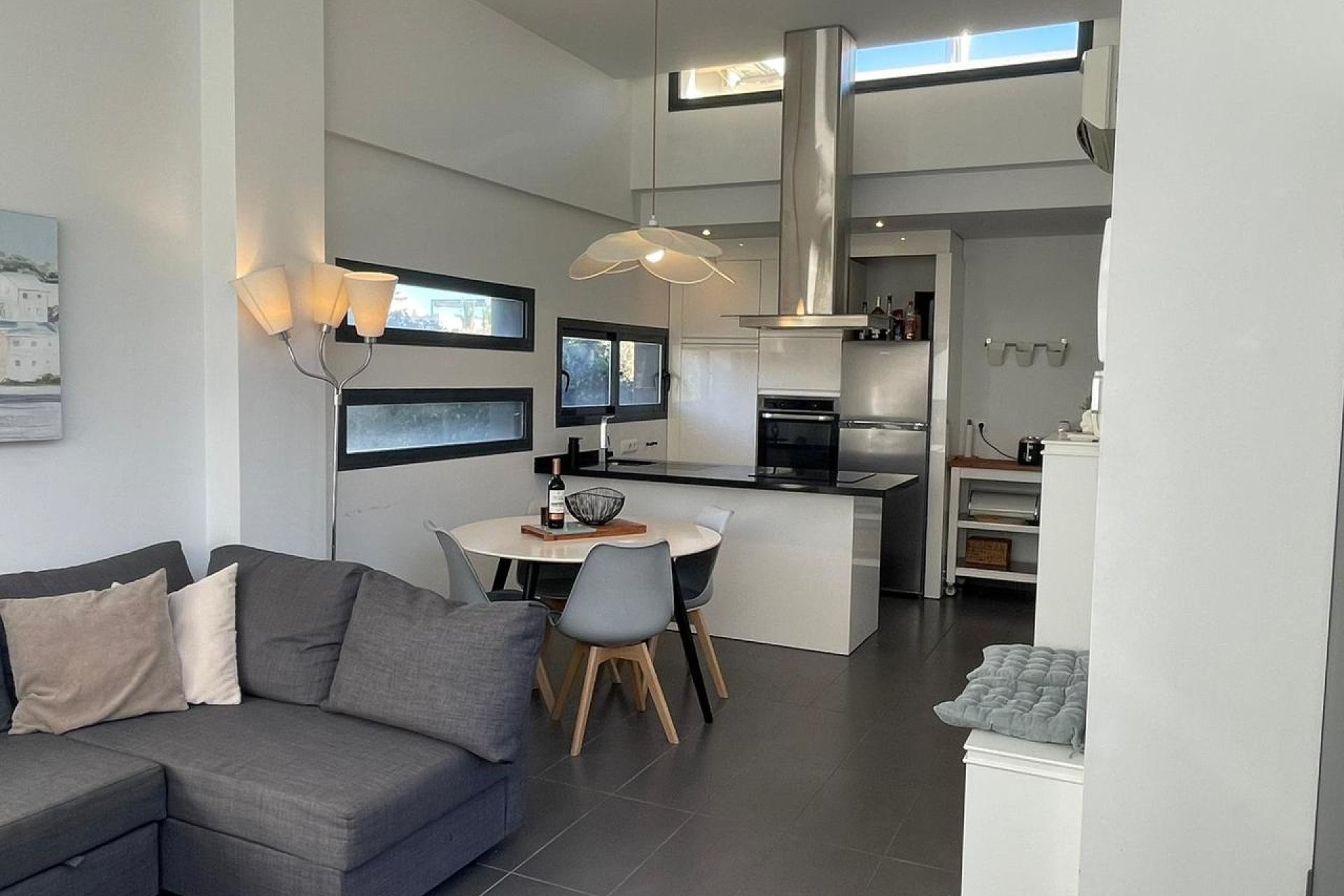 Resale - Villa -
Villamartin - Costa Blanca