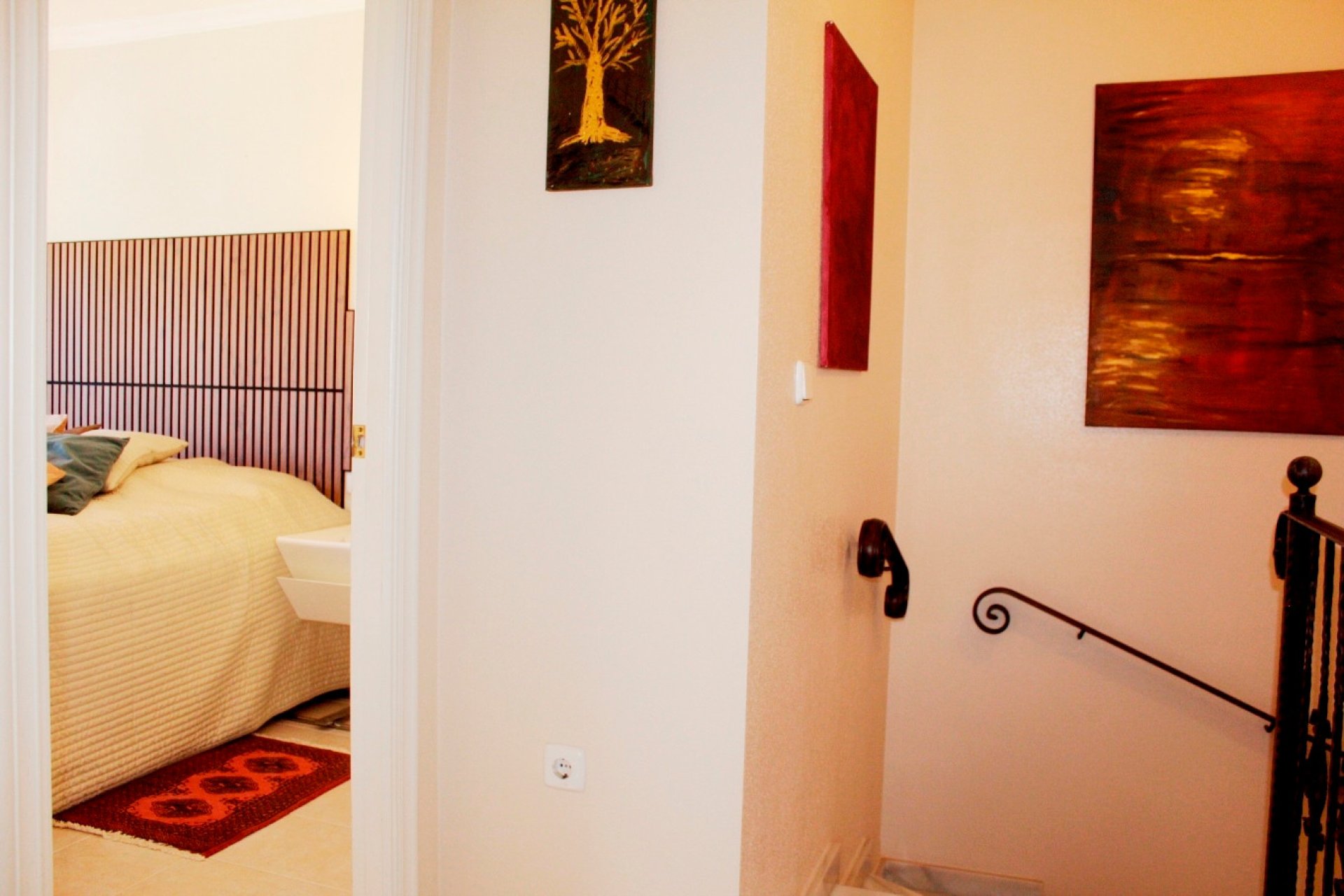 Resale - Villa -
Villamartin - Costa Blanca