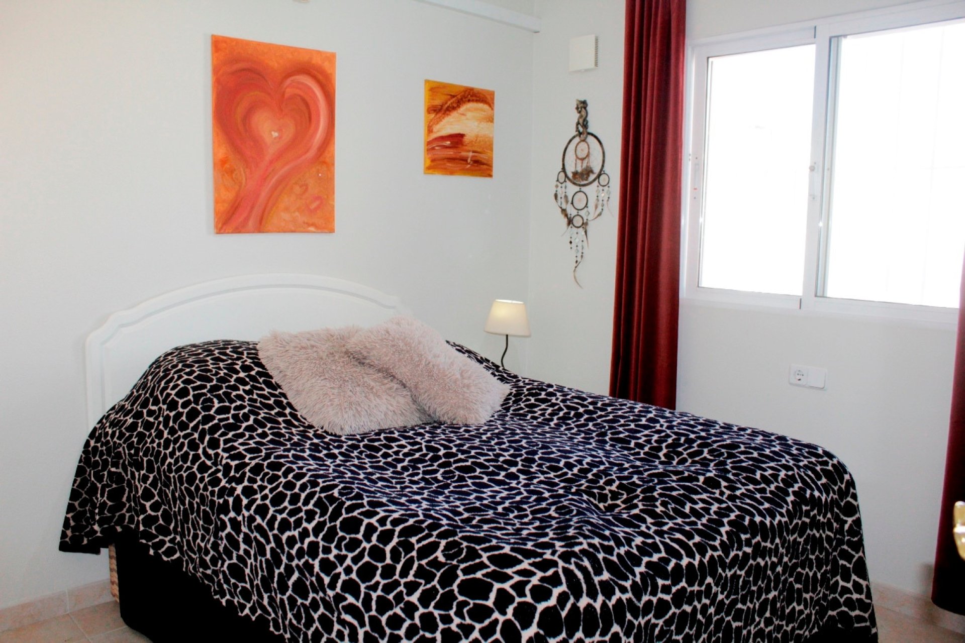 Resale - Villa -
Villamartin - Costa Blanca