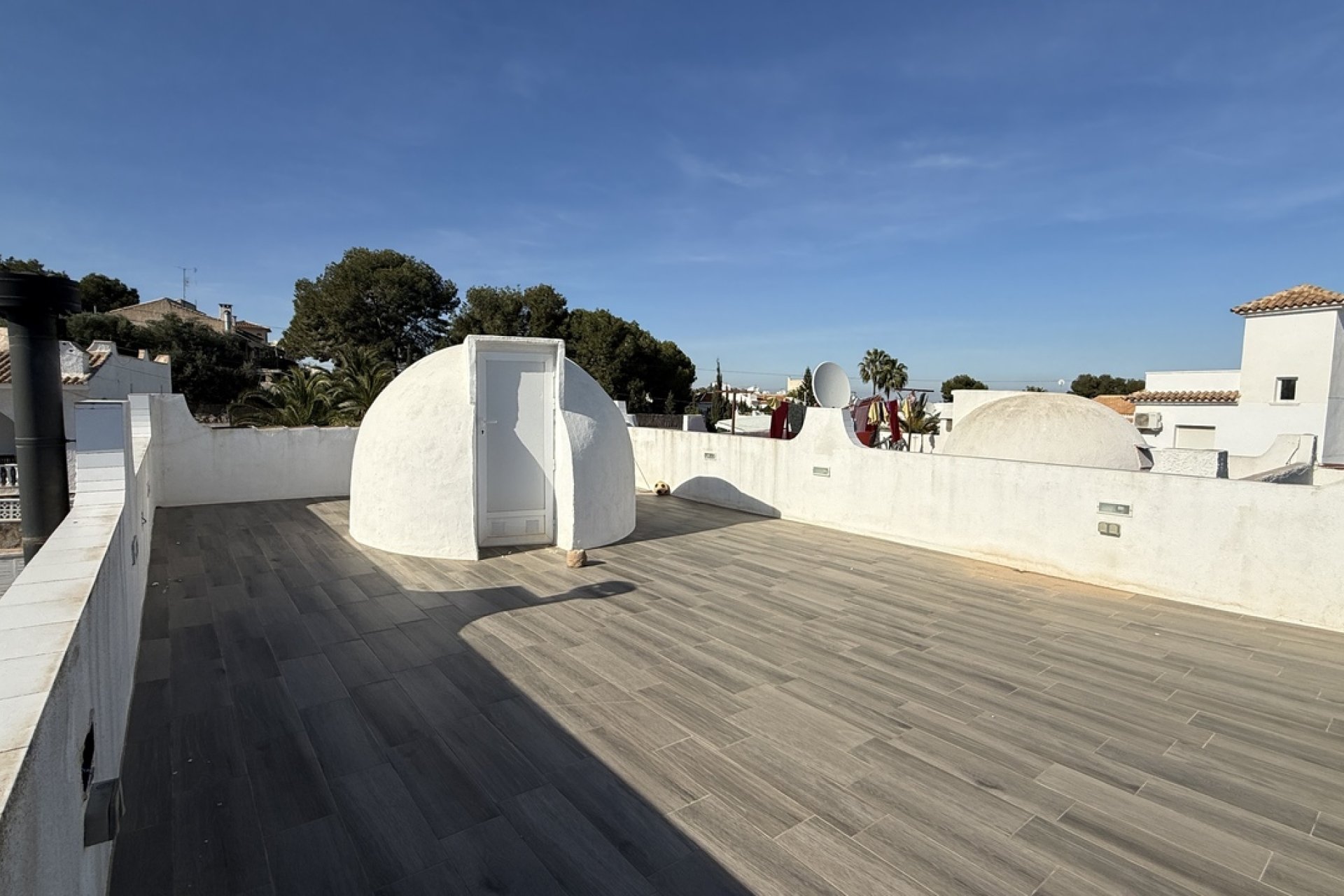 Resale - Villa -
Villamartin - Costa Blanca