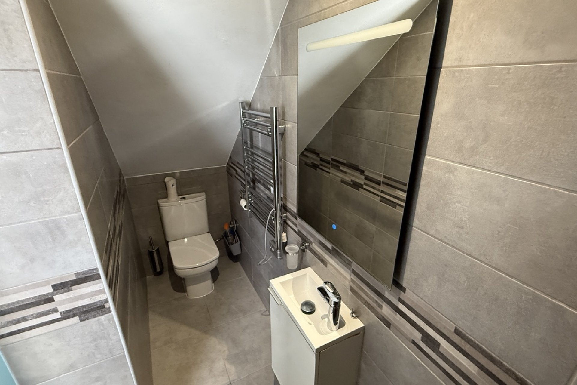 Resale - Villa -
Villamartin - Costa Blanca