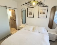 Resale - Villa -
Villamartin - Costa Blanca