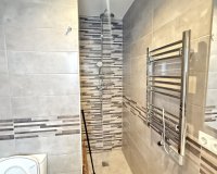 Resale - Villa -
Villamartin - Costa Blanca